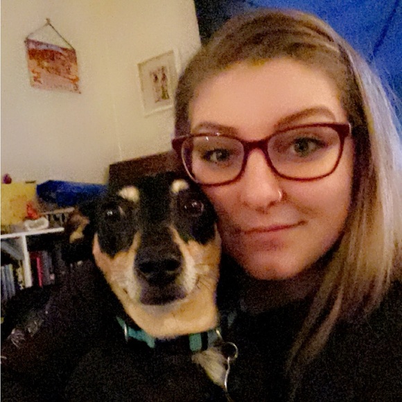 Meet your Posher, Julia - Picture 1 of 1